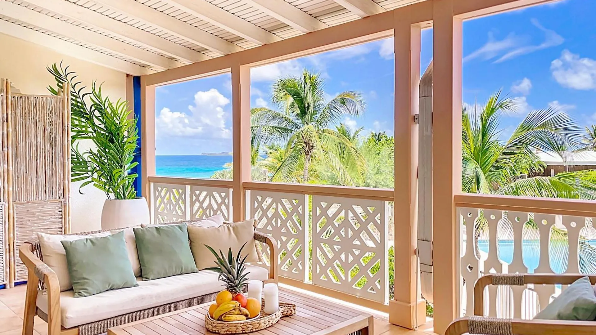 Sable Bleu Elegant 2-Bedroom Oceanfront Apartment Orient Bay